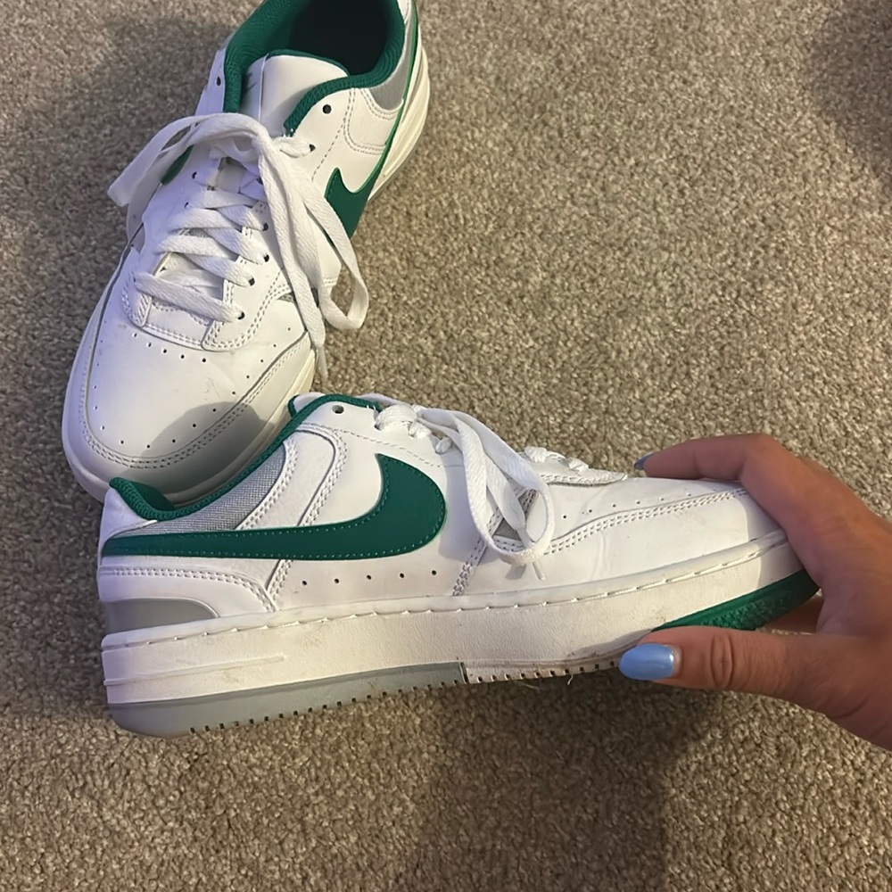 Nike Low Court Vision